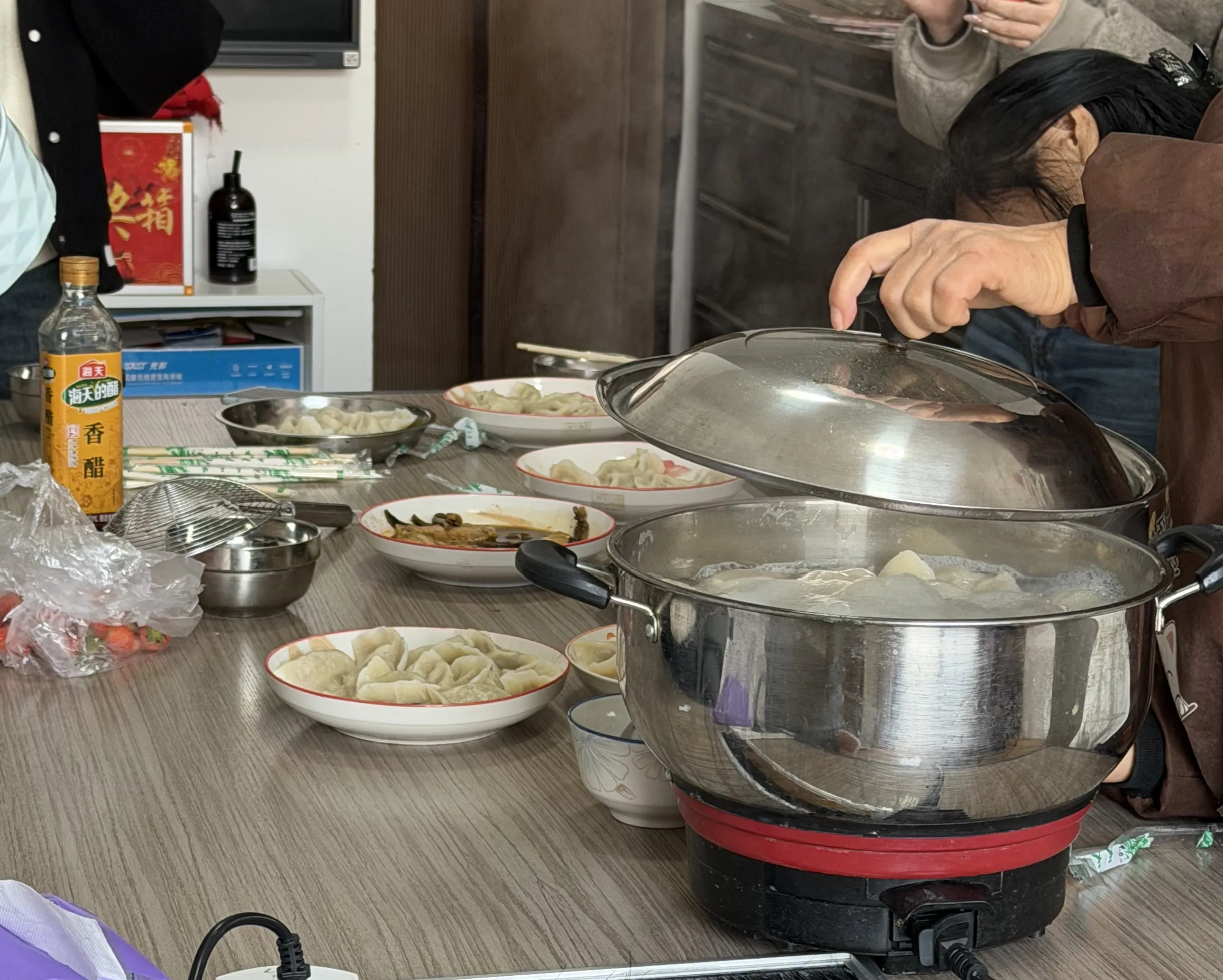 С пожелание за хармонична и успешна предстояща година на Maotong и на всички